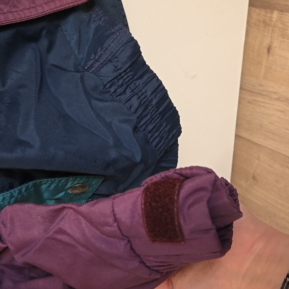 Vintage Stormtech - Picture 5 of 8